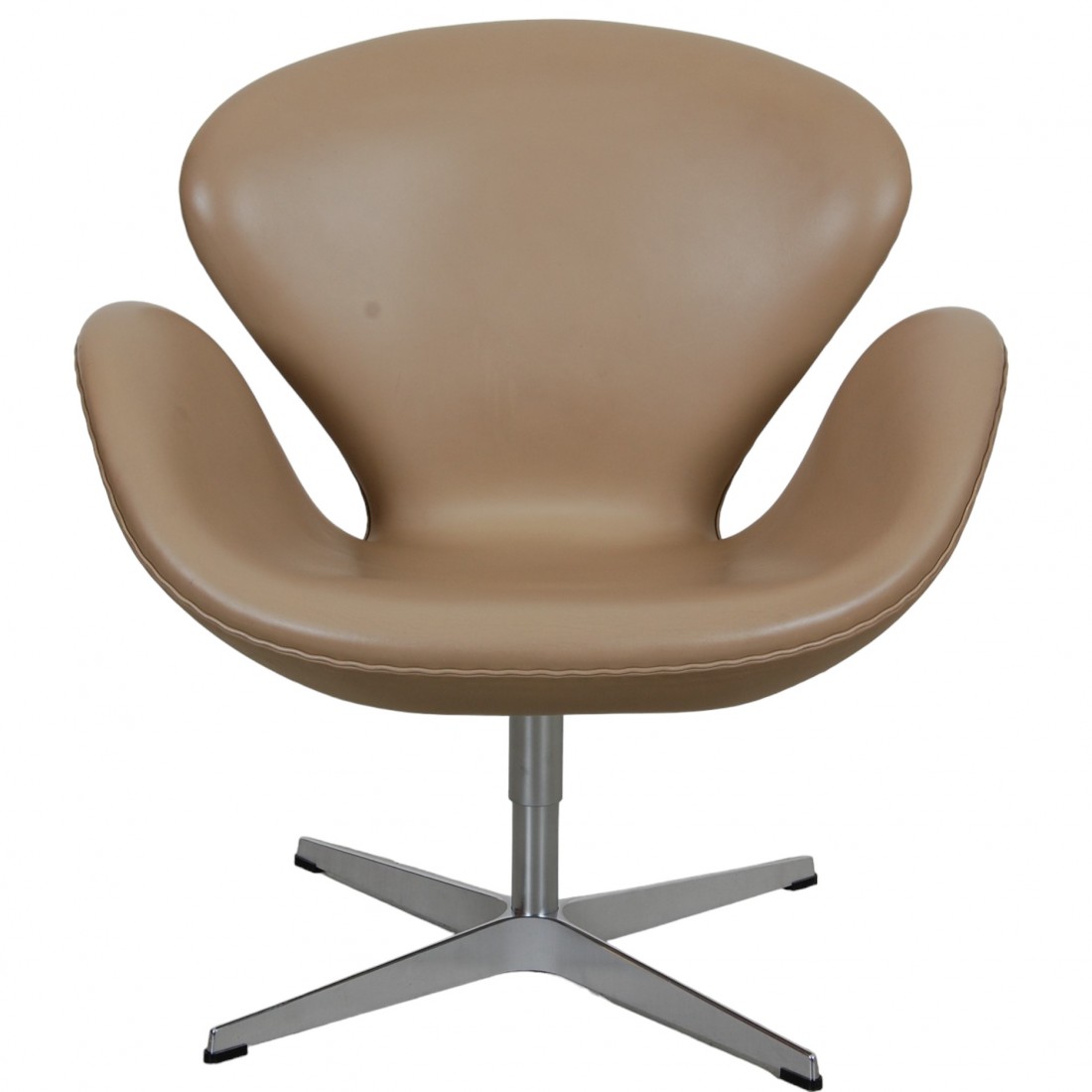For Sale | Arne Jacobsen Swan chair in beige essential leather